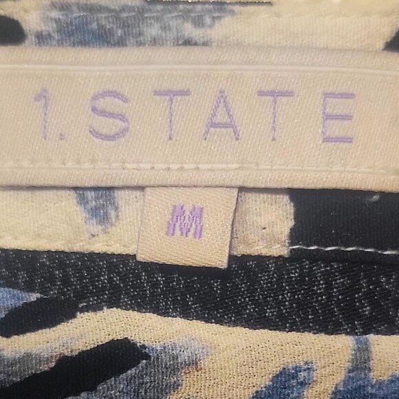 Stunning Bold Floral Print Blouse - Open shoulder _ Size M - Picture 4 of 5